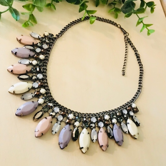 Statement Necklace - Picture 1 of 2